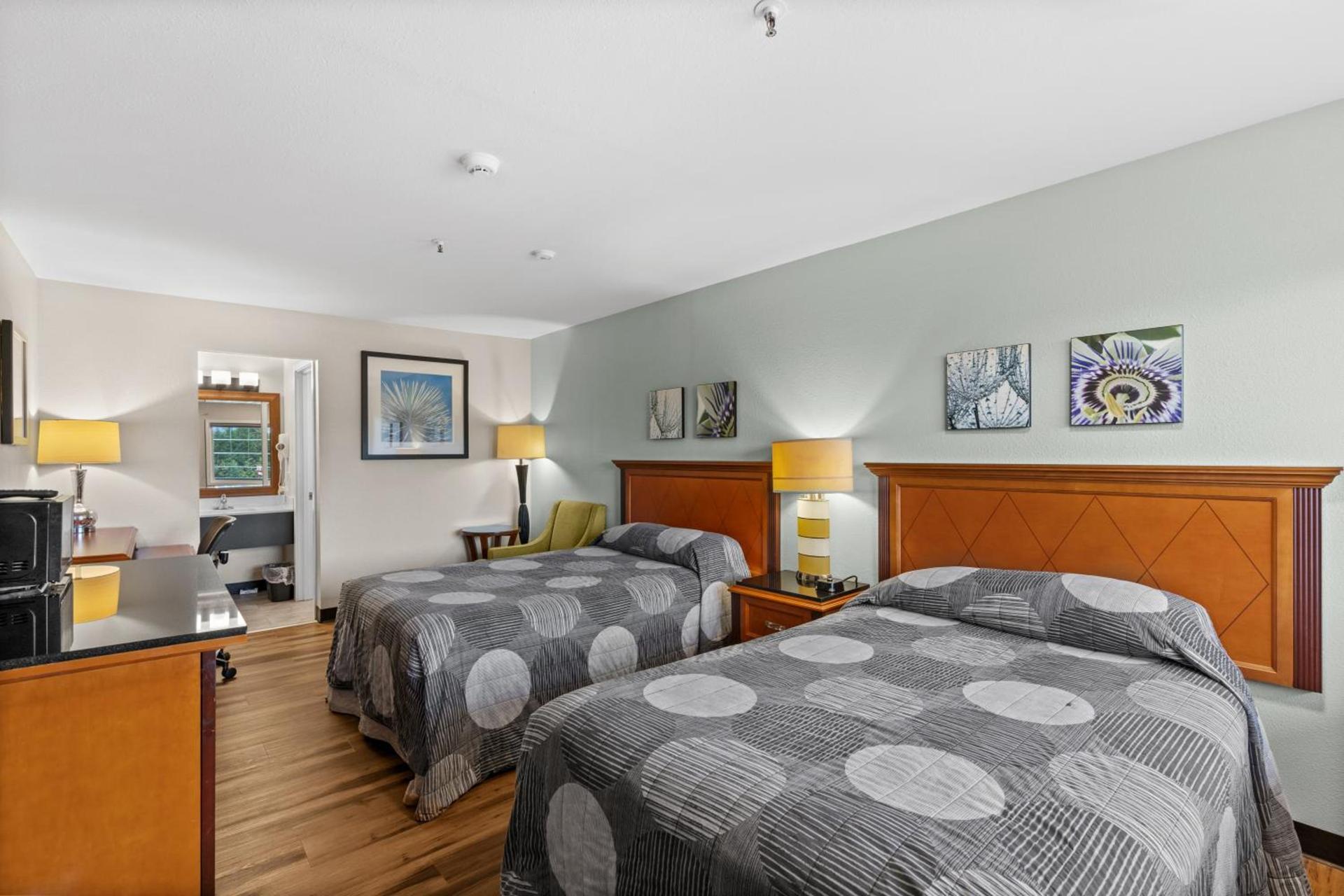 Basecamp Puyallup a Travelodge by Wyndham photo 15