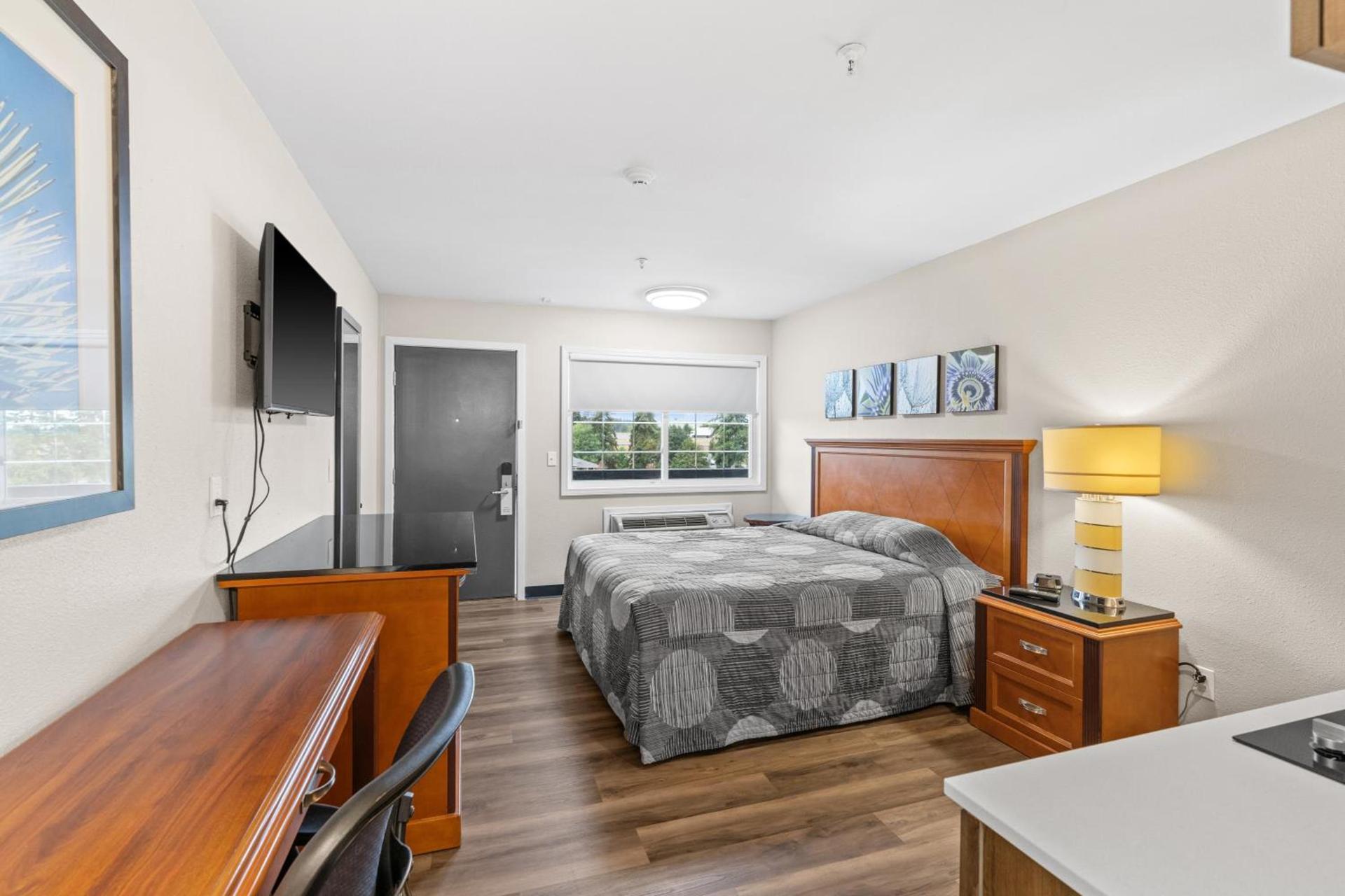 Basecamp Puyallup a Travelodge by Wyndham photo 31