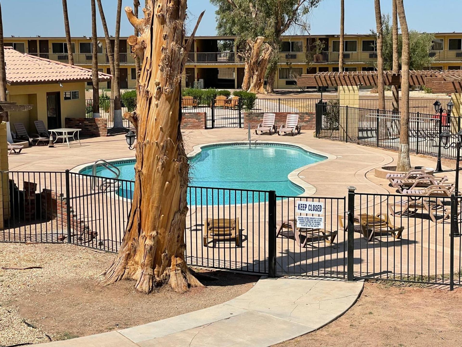 Travelodge by Wyndham Imperial - El Centro photo 1
