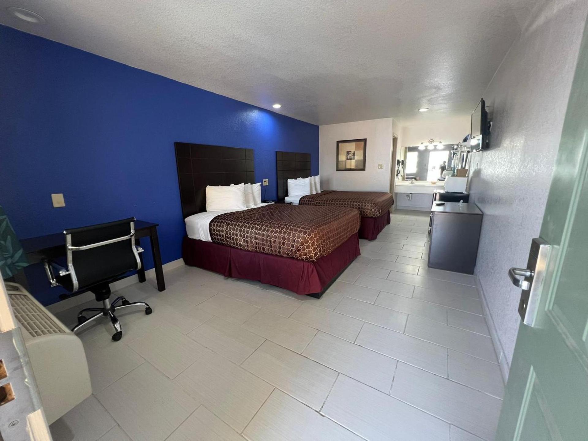 Country Hill Inn & Suite Eagle Pass photo 2