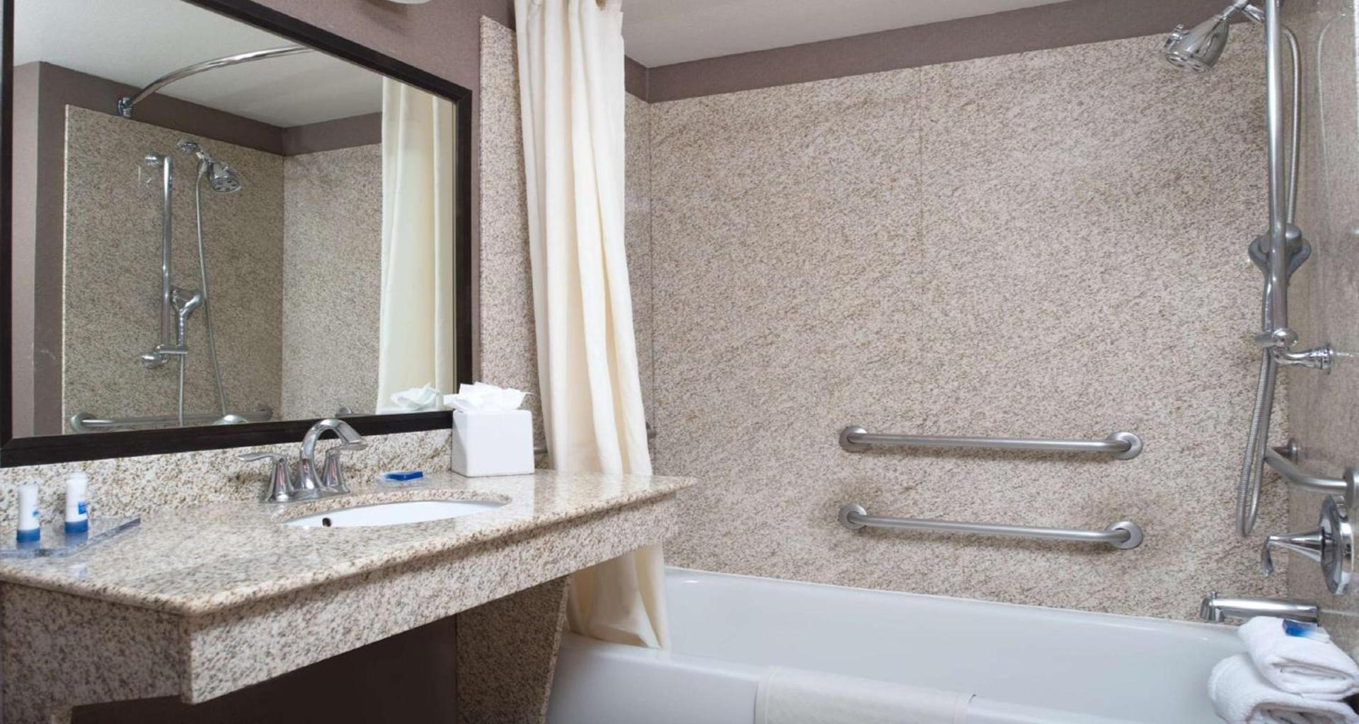 Best Western Plus Las Vegas South Henderson photo 30