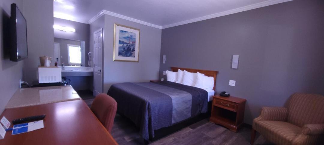 Sycamore Inn Chico University Area photo 21