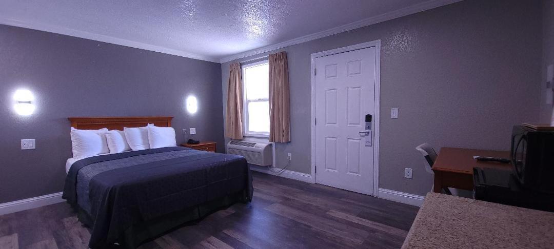 Sycamore Inn Chico University Area photo 34