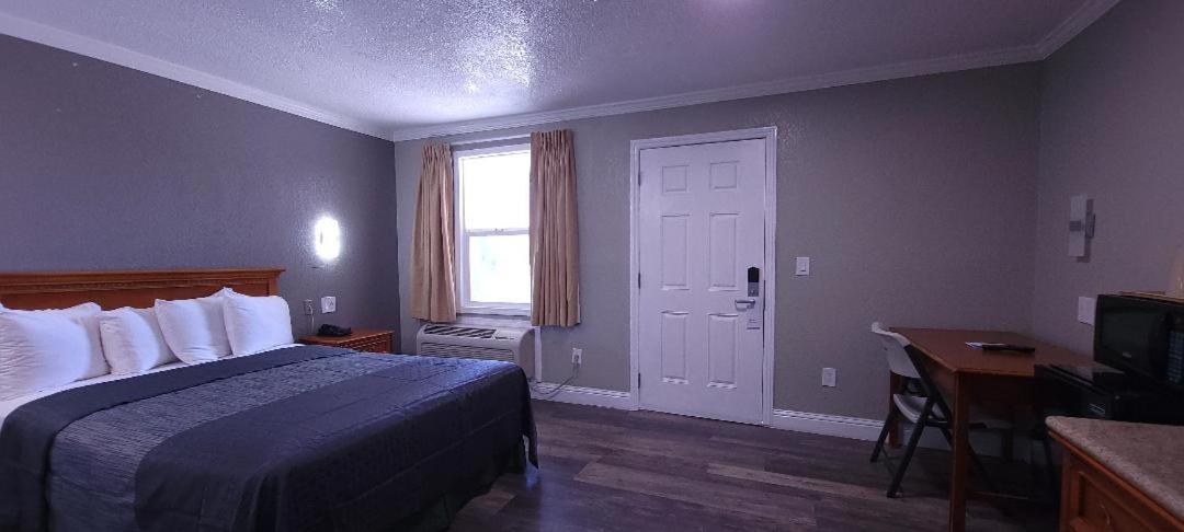 Sycamore Inn Chico University Area photo 37
