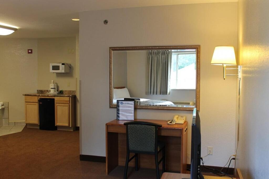 Edmore Inn photo 10