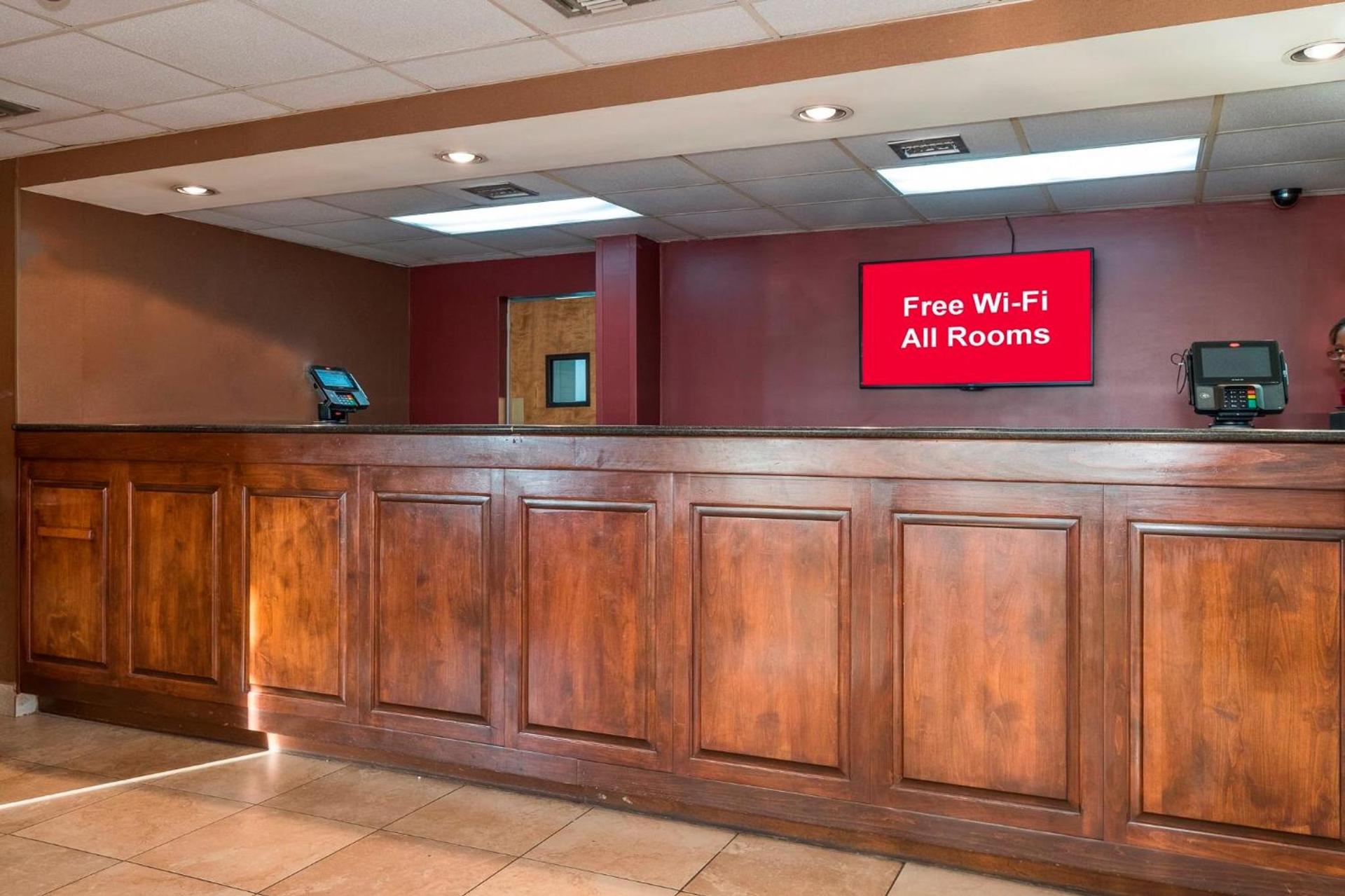 Red Roof Inn Augusta – Washington Road photo 8