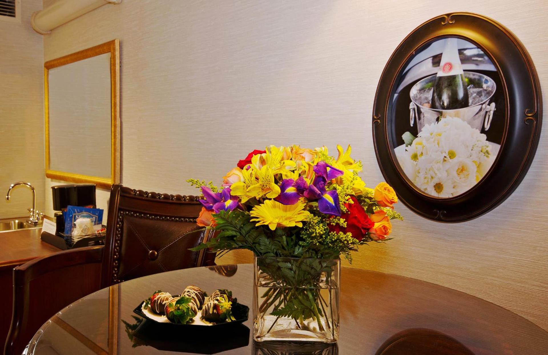 D. Hotel Suites & Spa photo 18