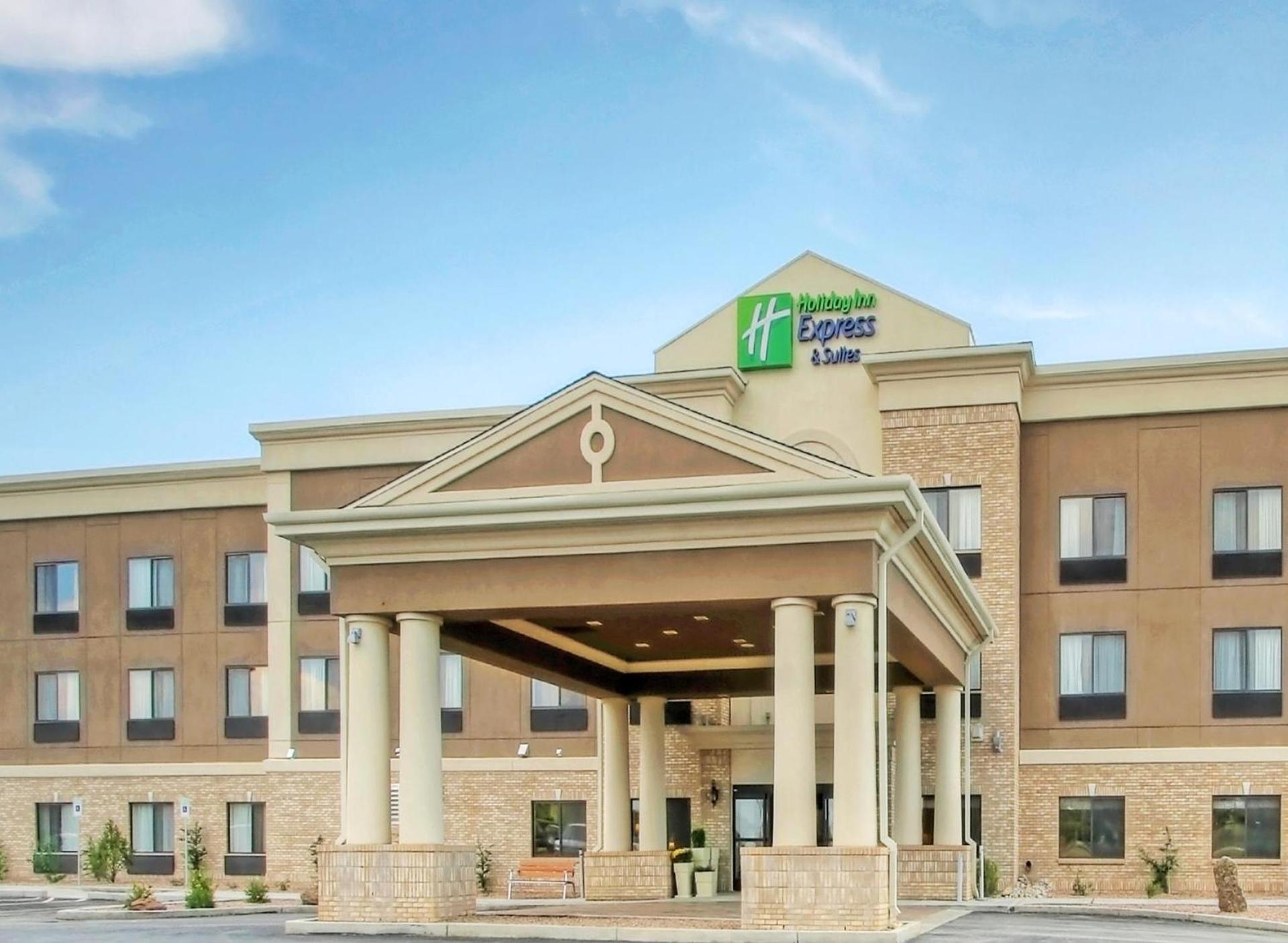 Holiday Inn Express Hotel & Suites Las Vegas NM by IHG photo 91