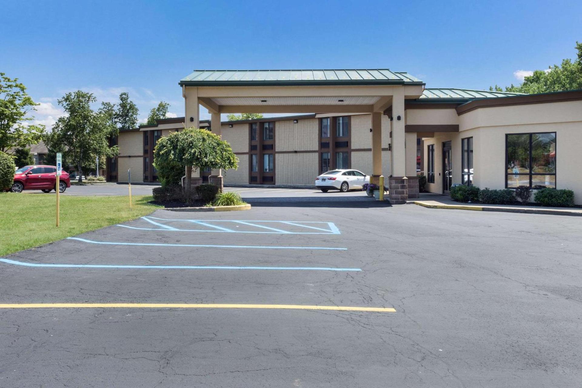 Quality Inn Albany Colonie photo 28