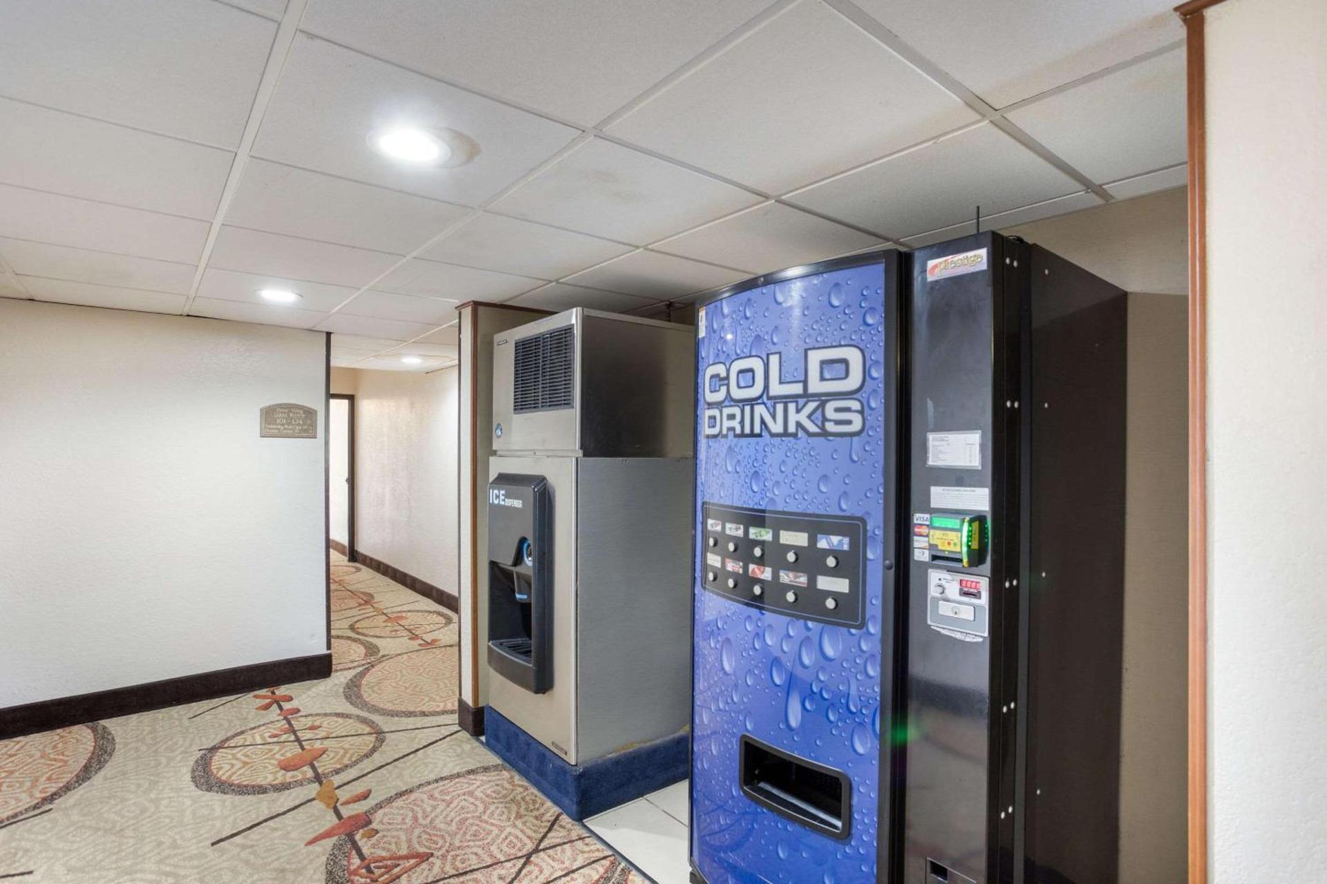 Quality Inn Albany Colonie photo 26