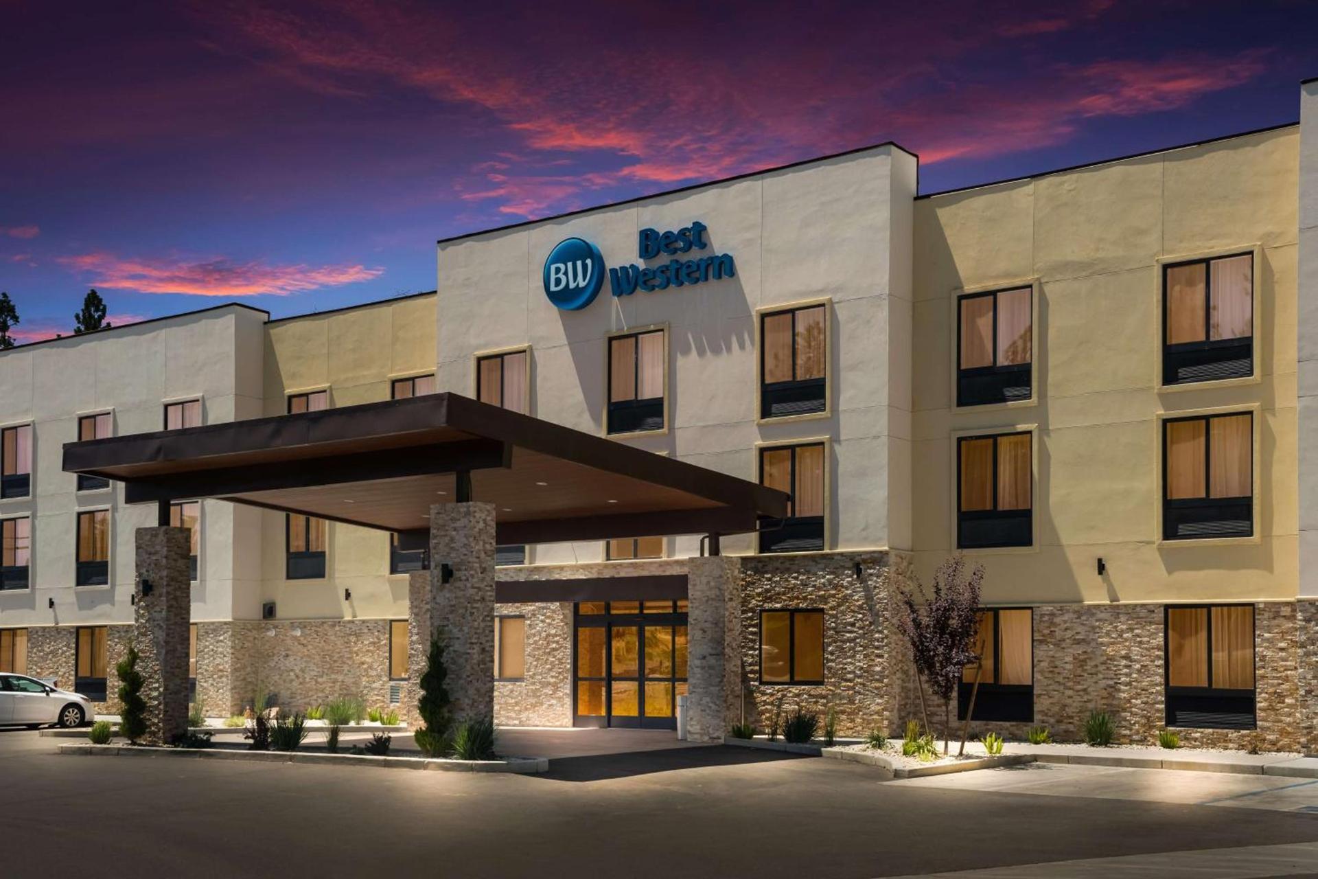 Best Western Colfax photo 1