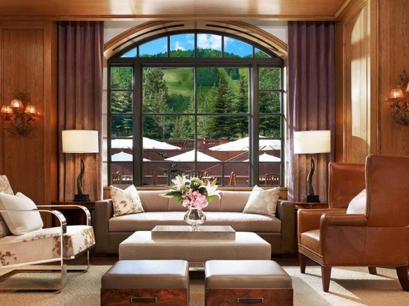 Luxury 2 Bedroom Residence At The St Regis Residence Club In Downtown Aspen photo 5