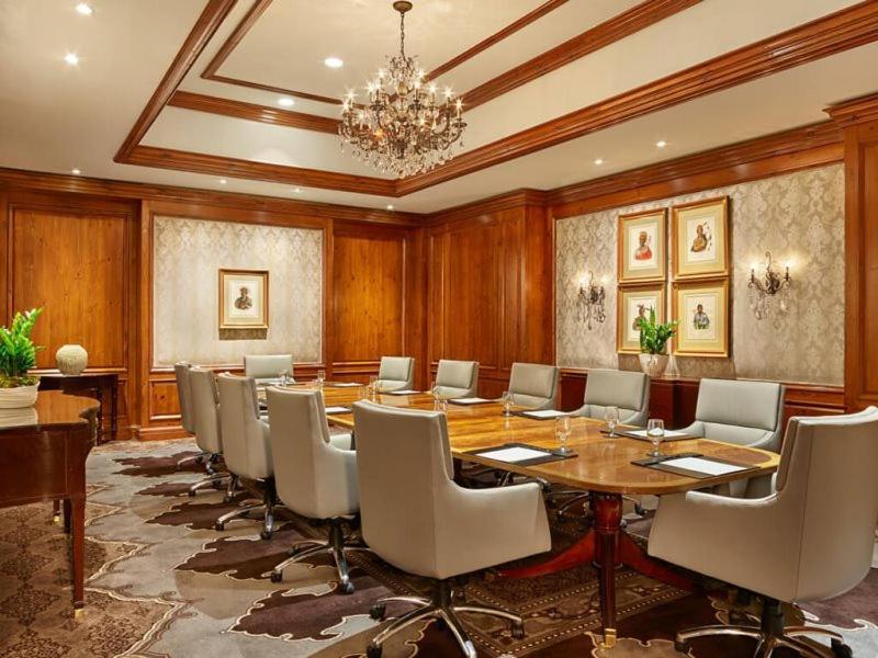 Luxury 2 Bedroom Residence At The St Regis Residence Club In Downtown Aspen photo 10