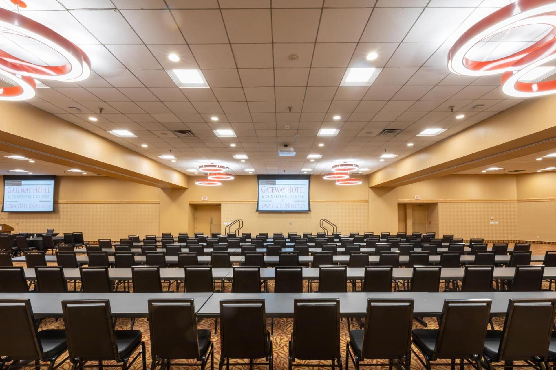 Gateway Hotel and Conference Center photo 31