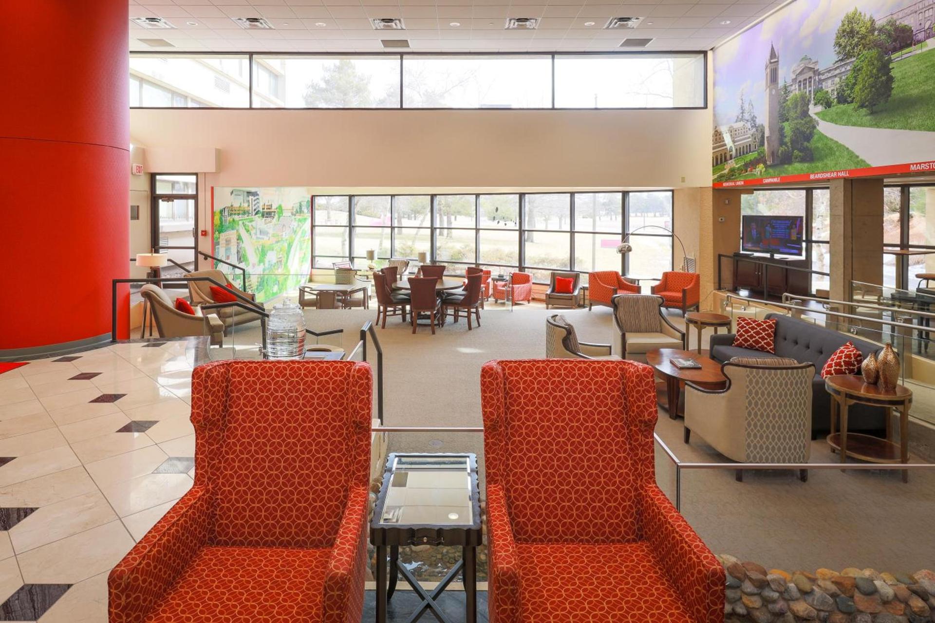 Gateway Hotel and Conference Center photo 40