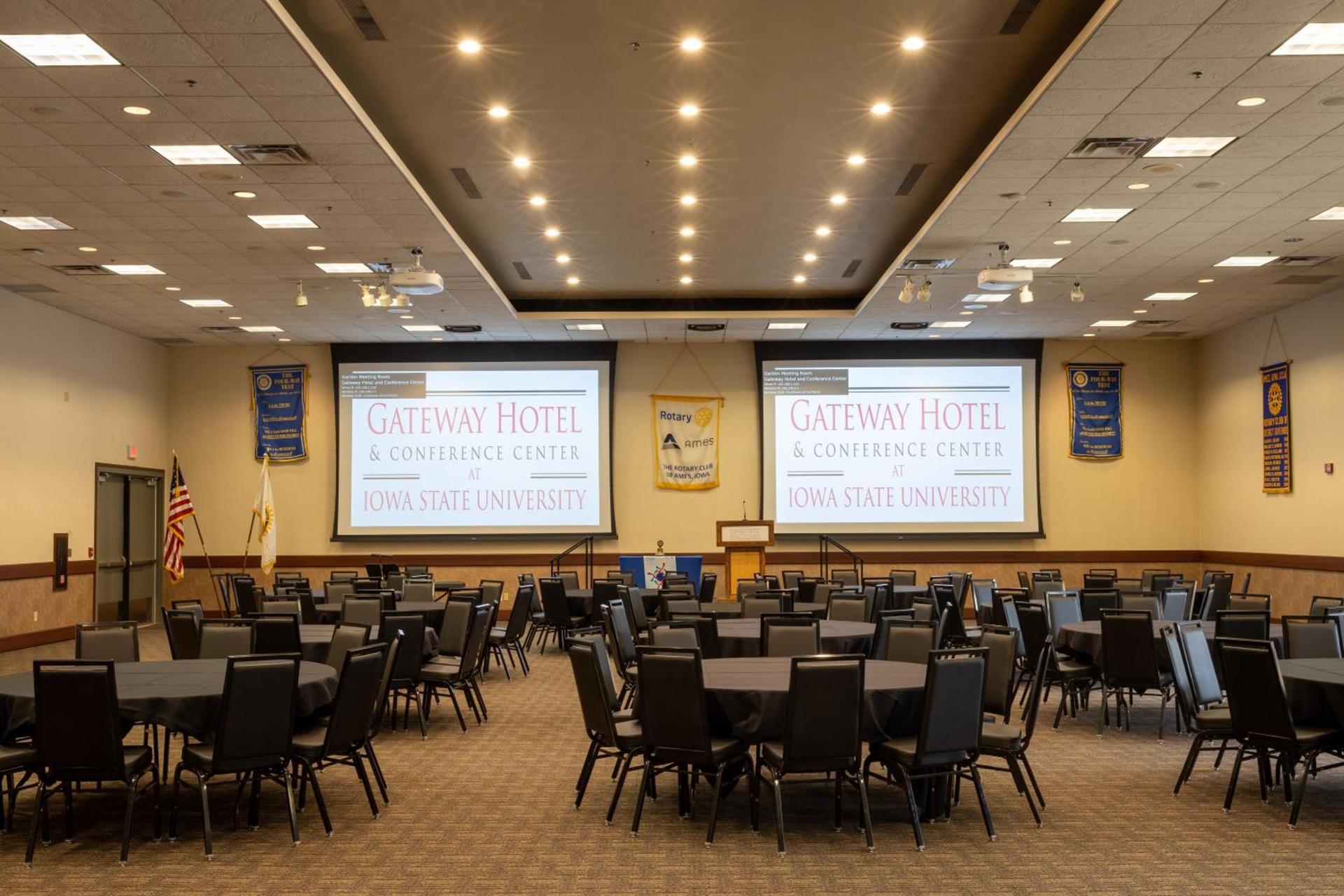 Gateway Hotel and Conference Center photo 57