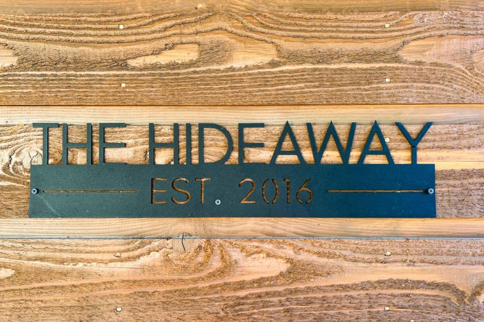 Outlaw Hideaway photo 28