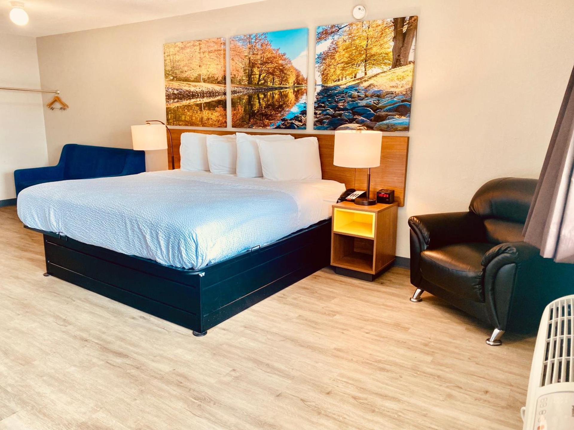 Days Inn by Wyndham Ardmore photo 9