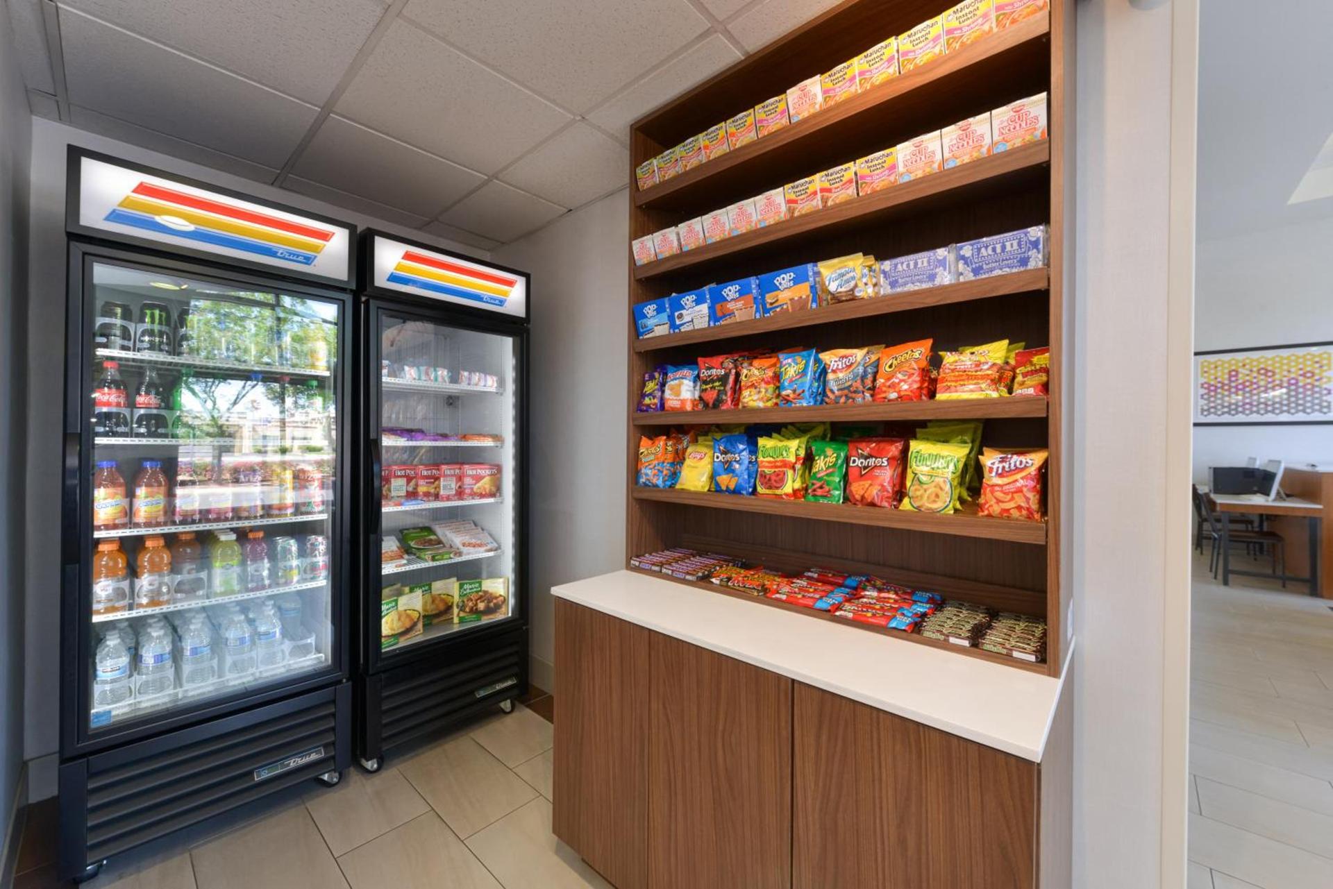 Holiday Inn Express Madera by IHG photo 16