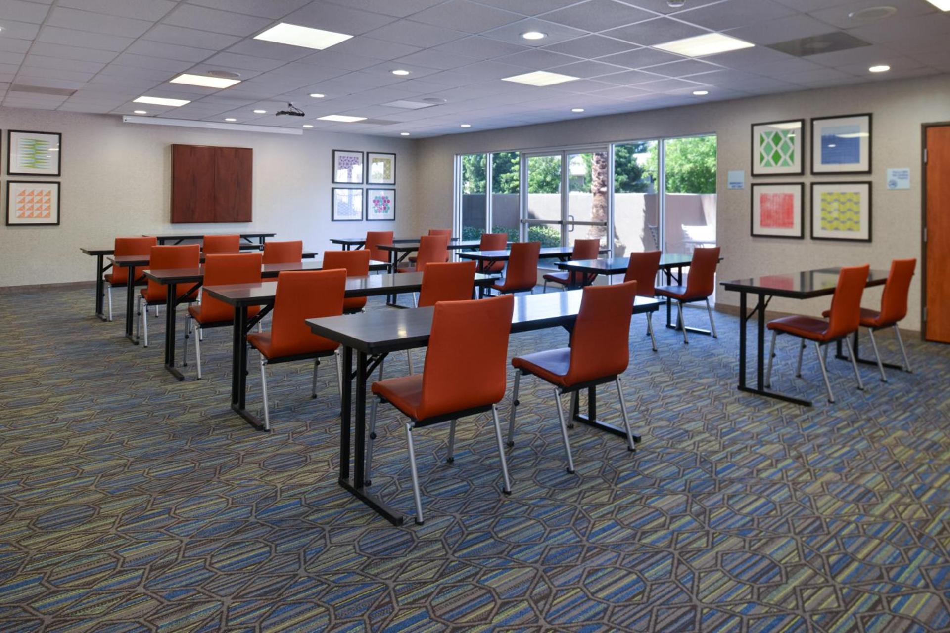 Holiday Inn Express Madera by IHG photo 18