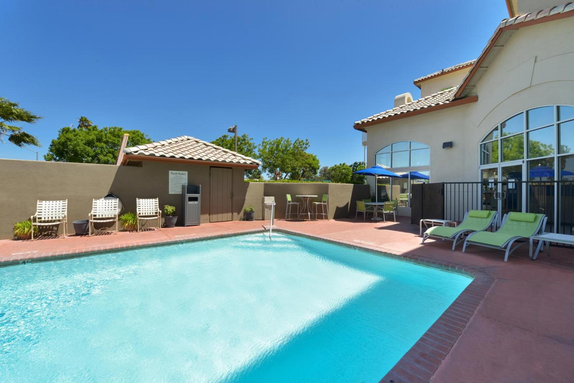 Holiday Inn Express Madera by IHG photo 19