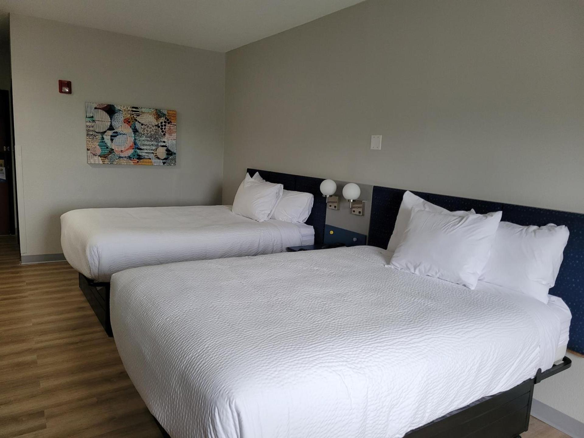 Microtel Inn & Suites by Wyndham Stockbridge/Atlanta I-75 photo 34