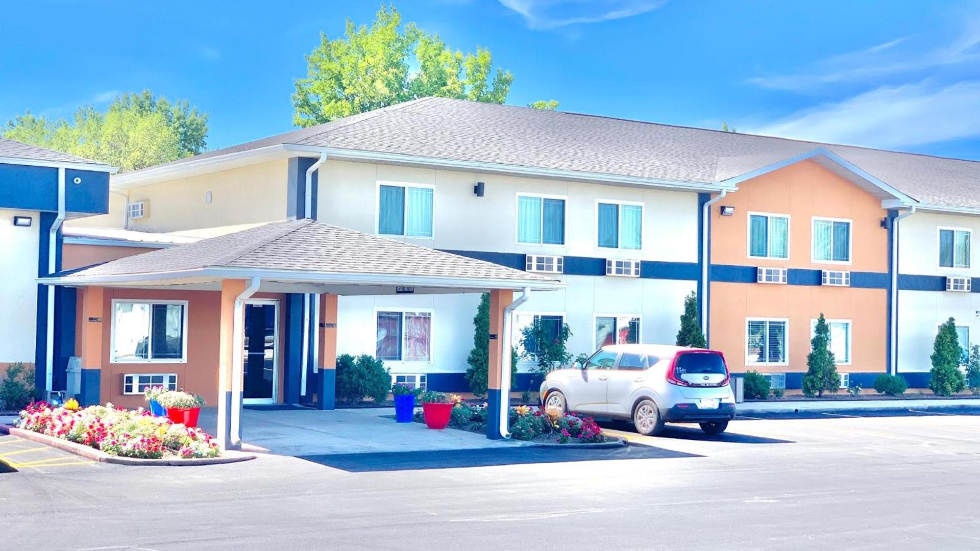 Express Inn Parsons photo 3
