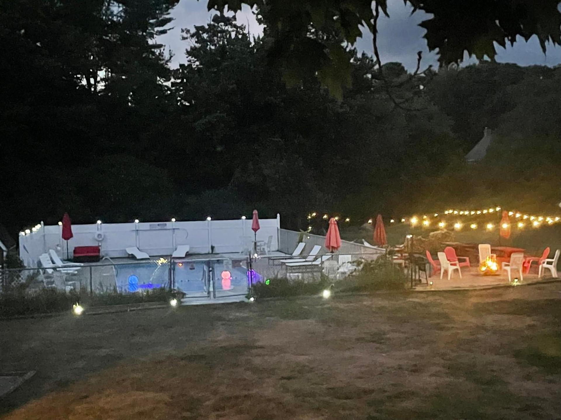 Kennebunkport Motor Lodge photo 30
