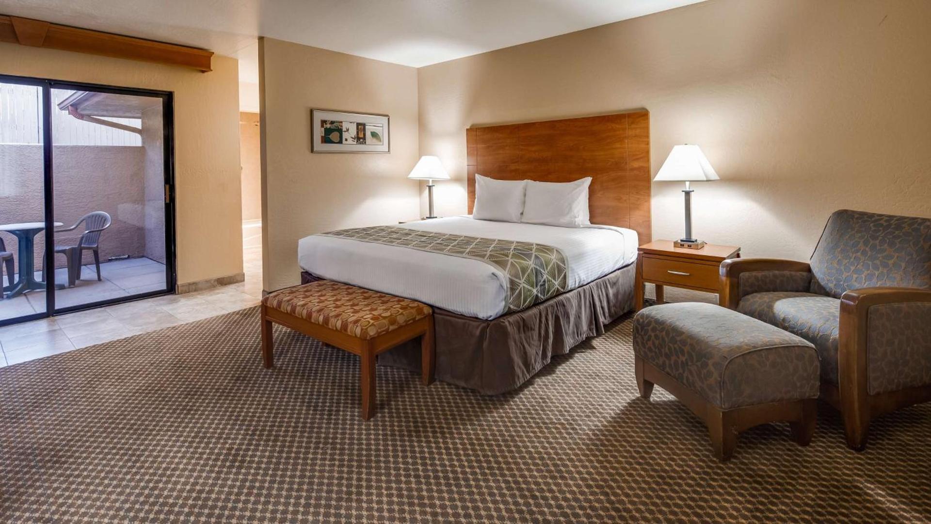 Best Western Cottonwood Inn photo 24
