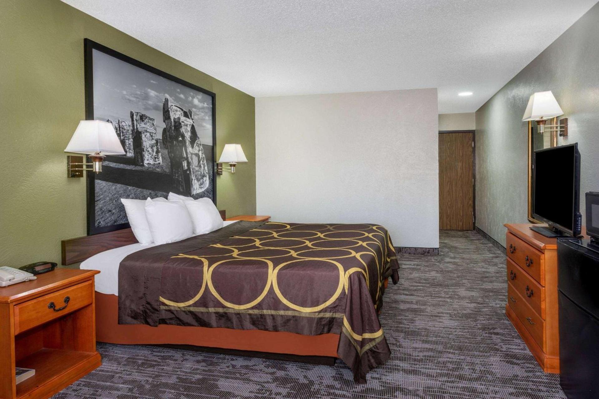 Super 8 by Wyndham Amarillo Central TX photo 21