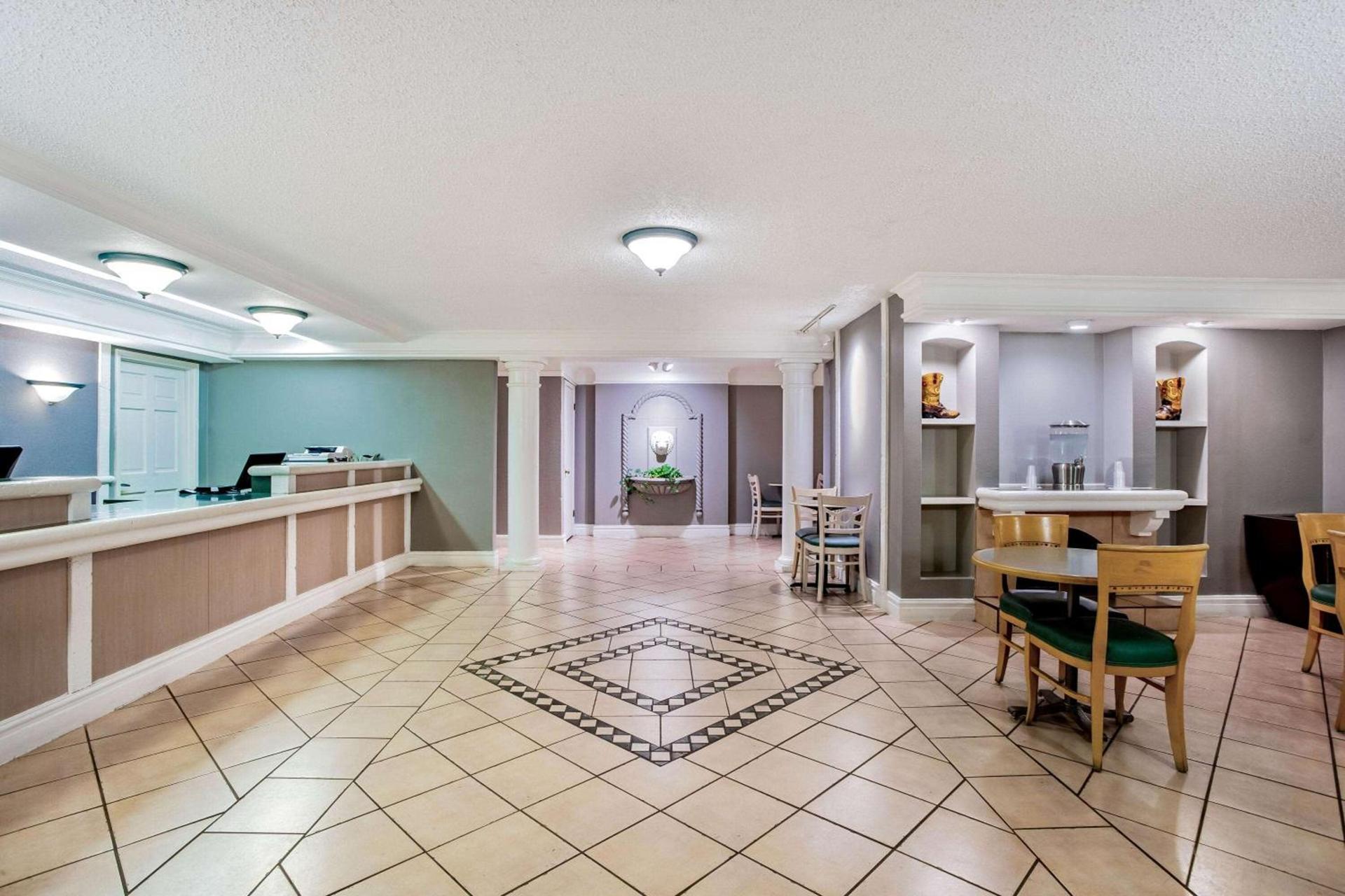 Baymont by Wyndham Abilene photo 13