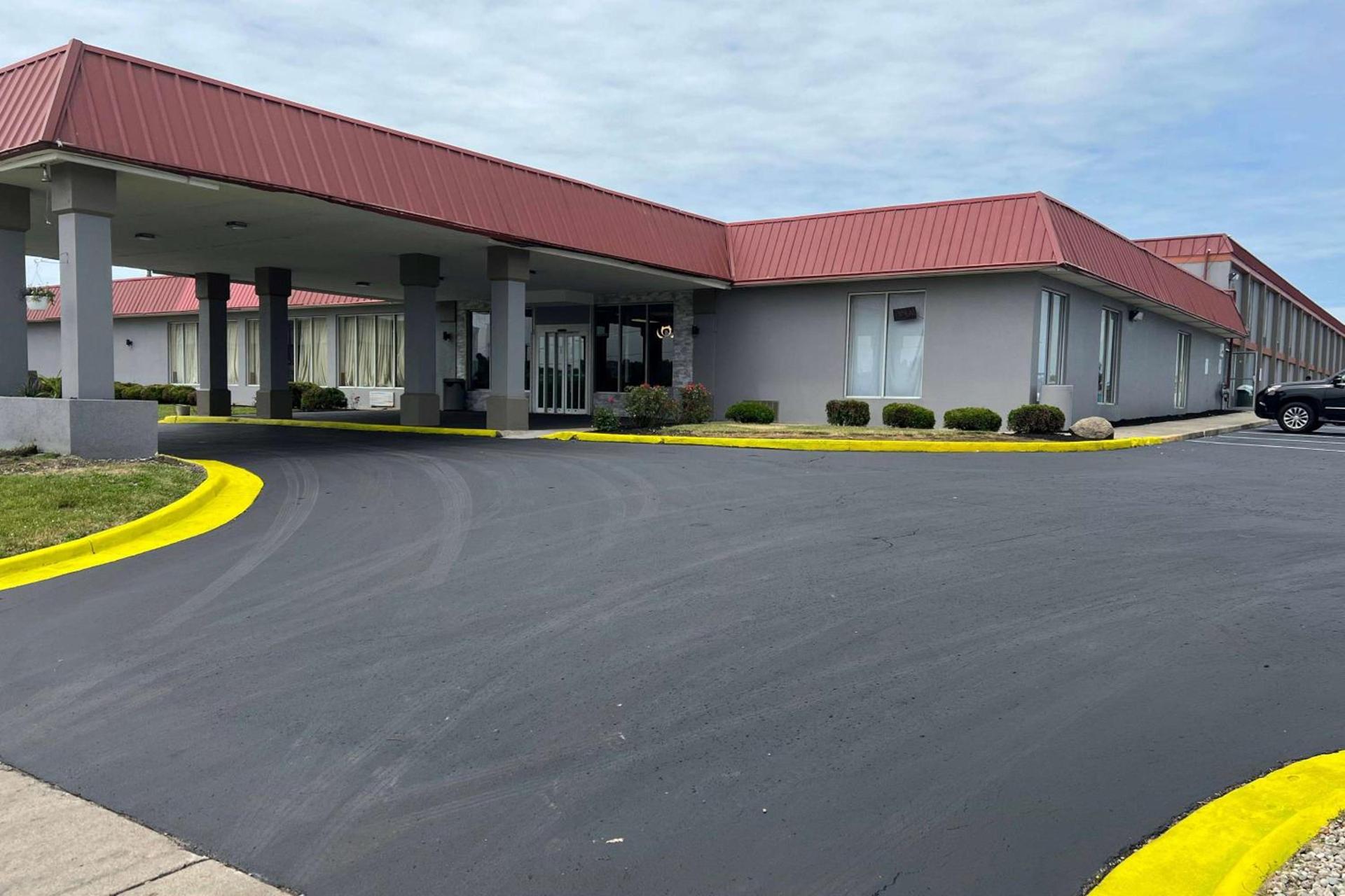 Days Inn & Suites by Wyndham Springfield OH — hotel in Springfield