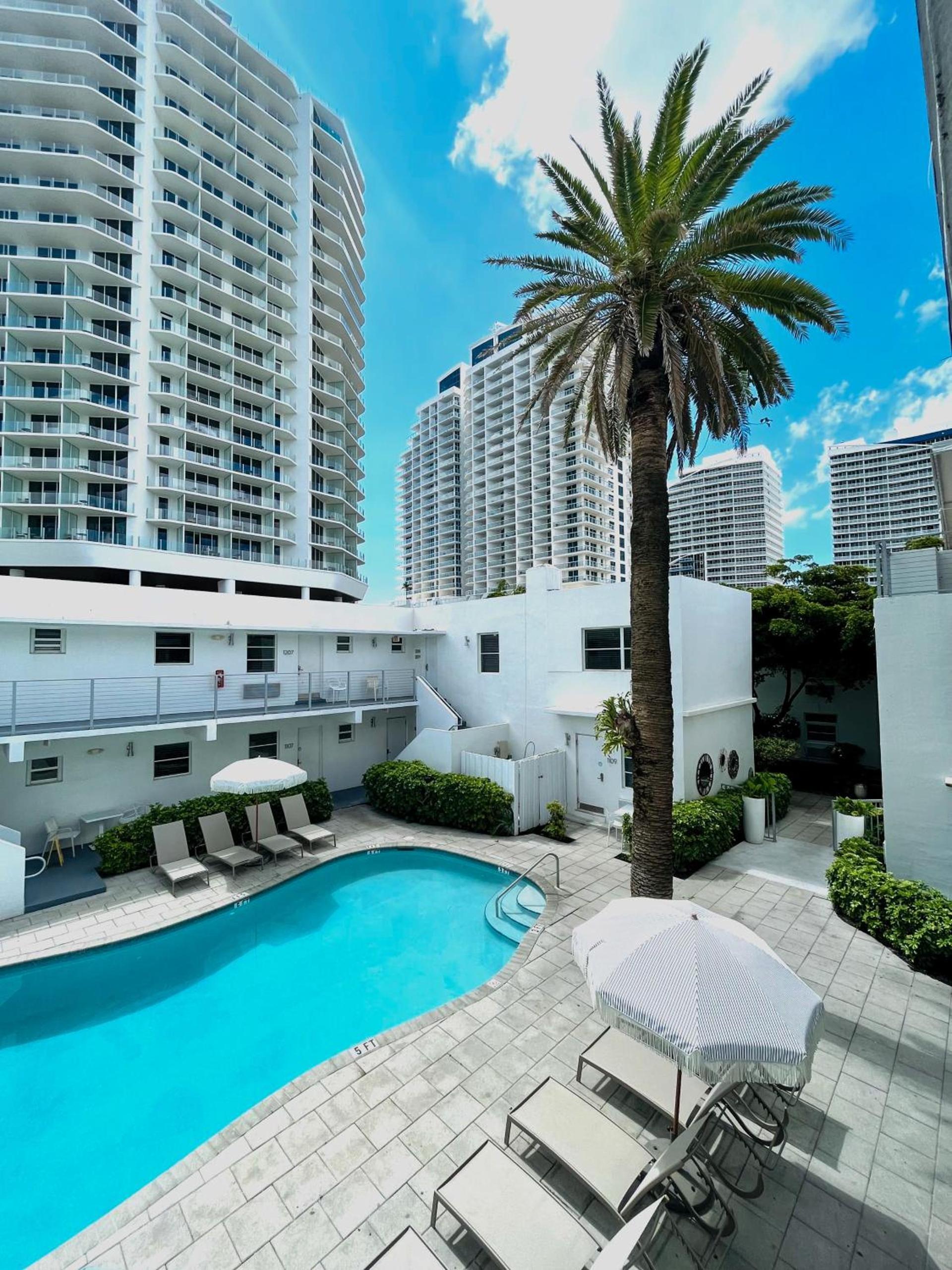 Aqua Hotel photo 4