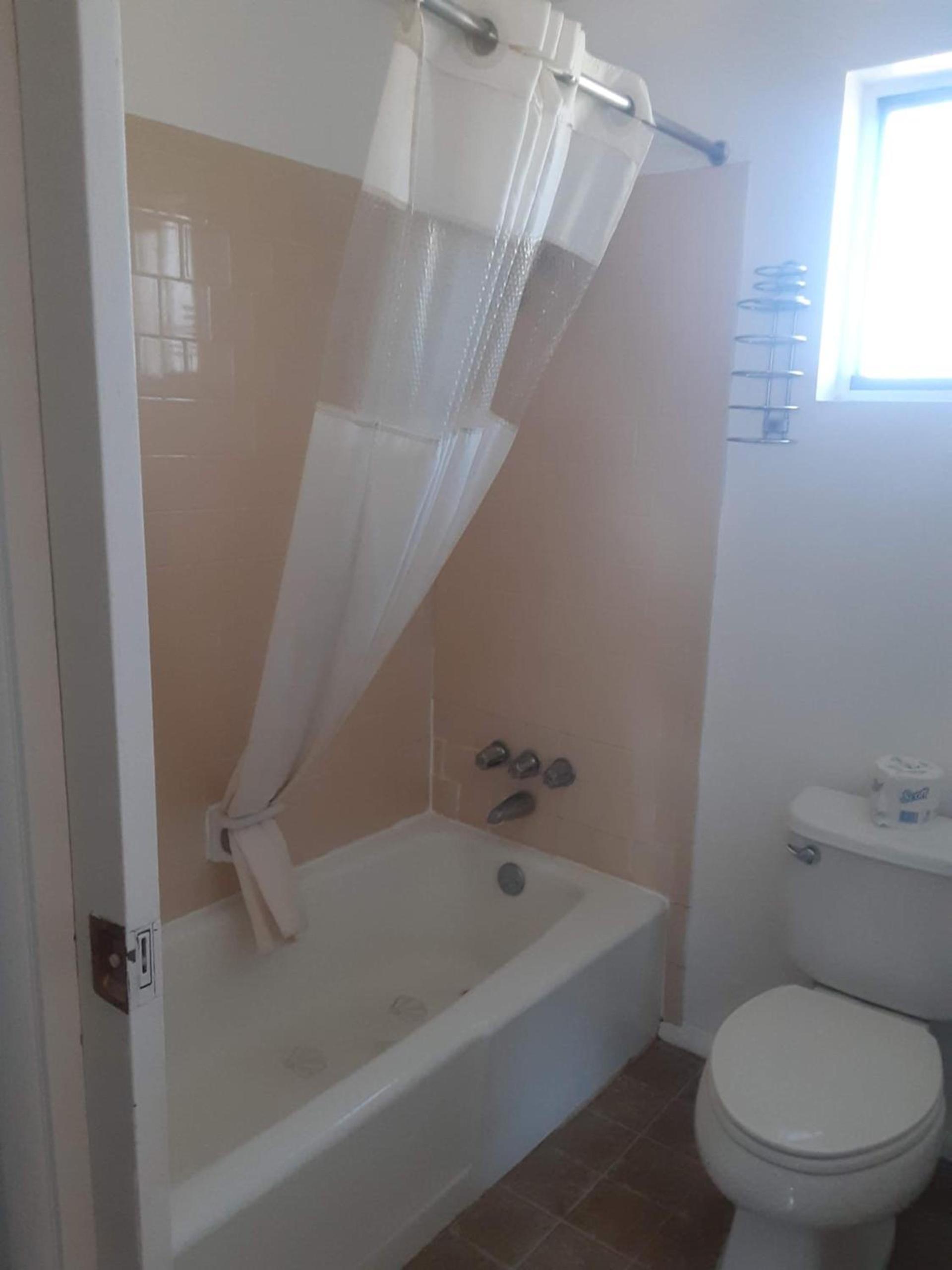 66 Motel photo 27
