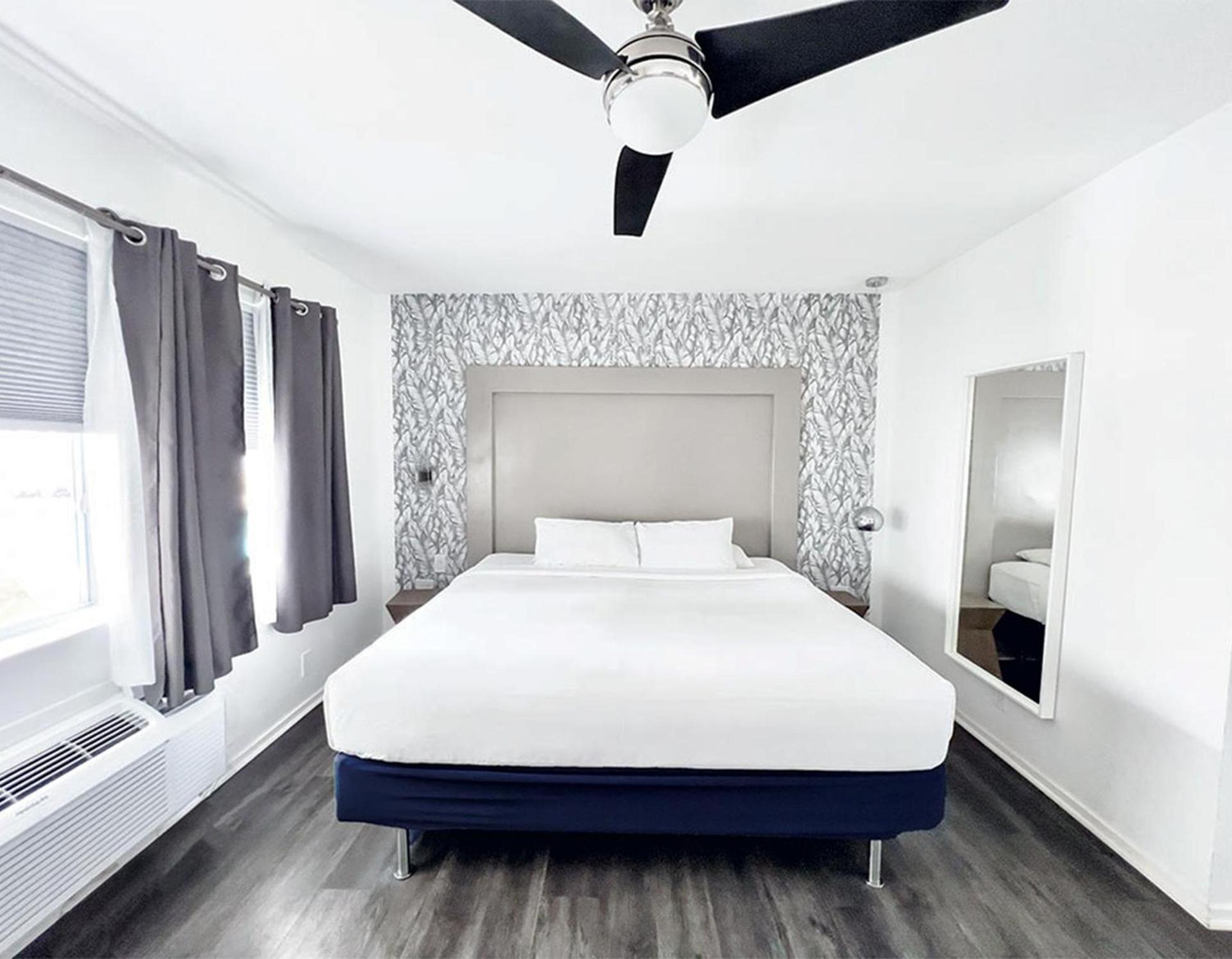 North Beach Hotel photo 18