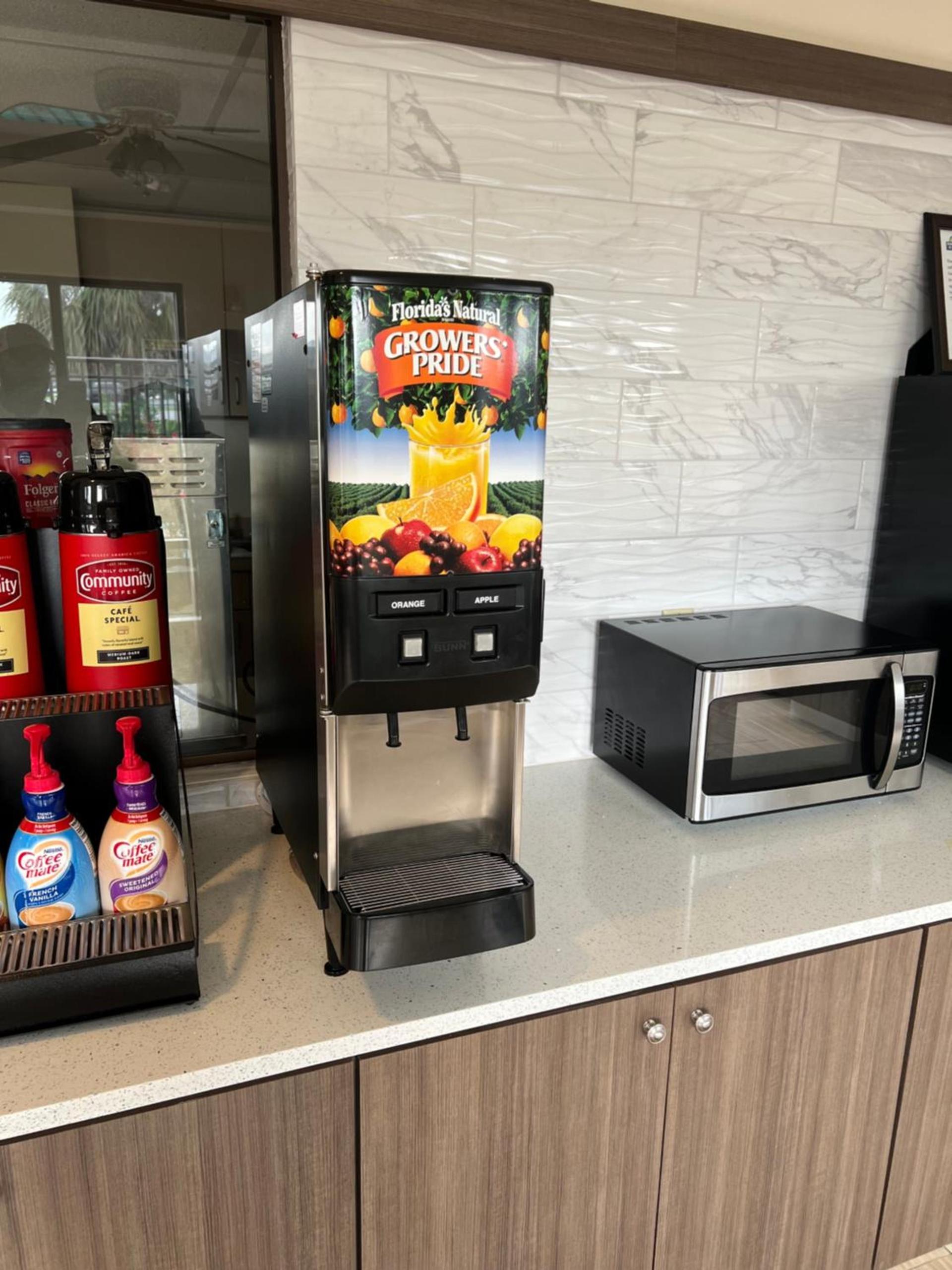 Days Inn & Suites by Wyndham Opelousas photo 33