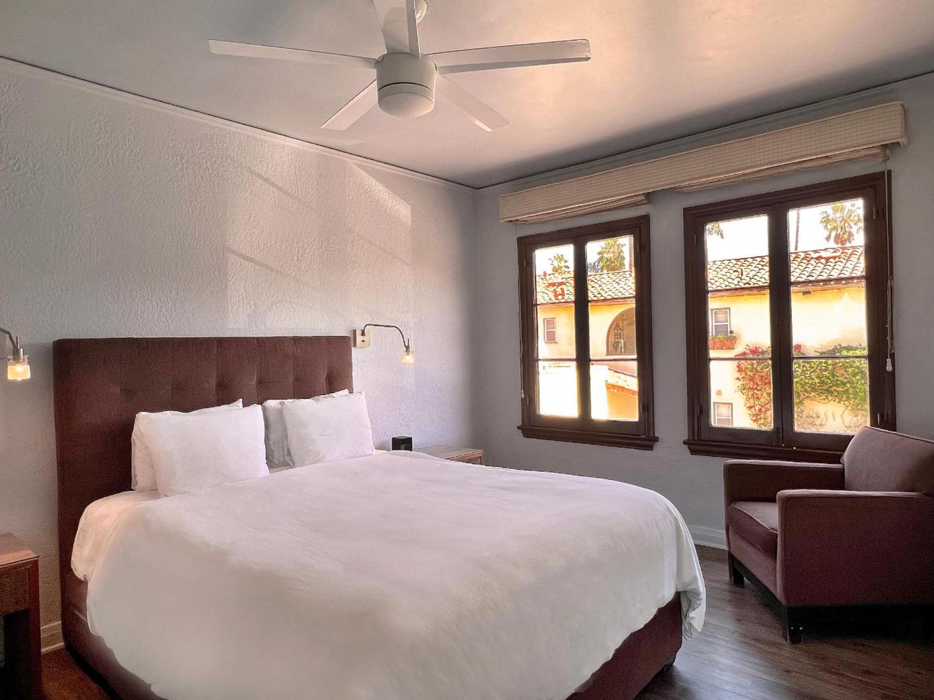 Casa Del Mar Inn photo 54