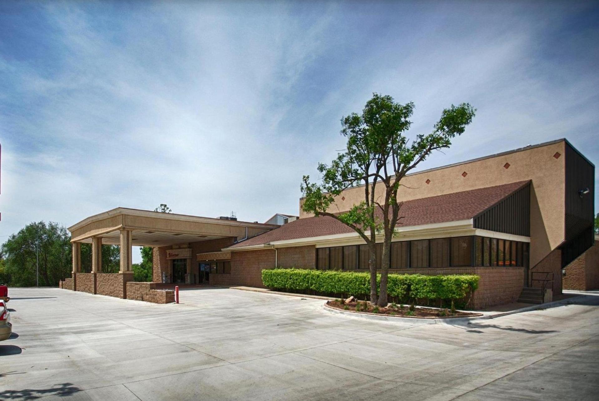 Travelodge by Wyndham Enid photo 40