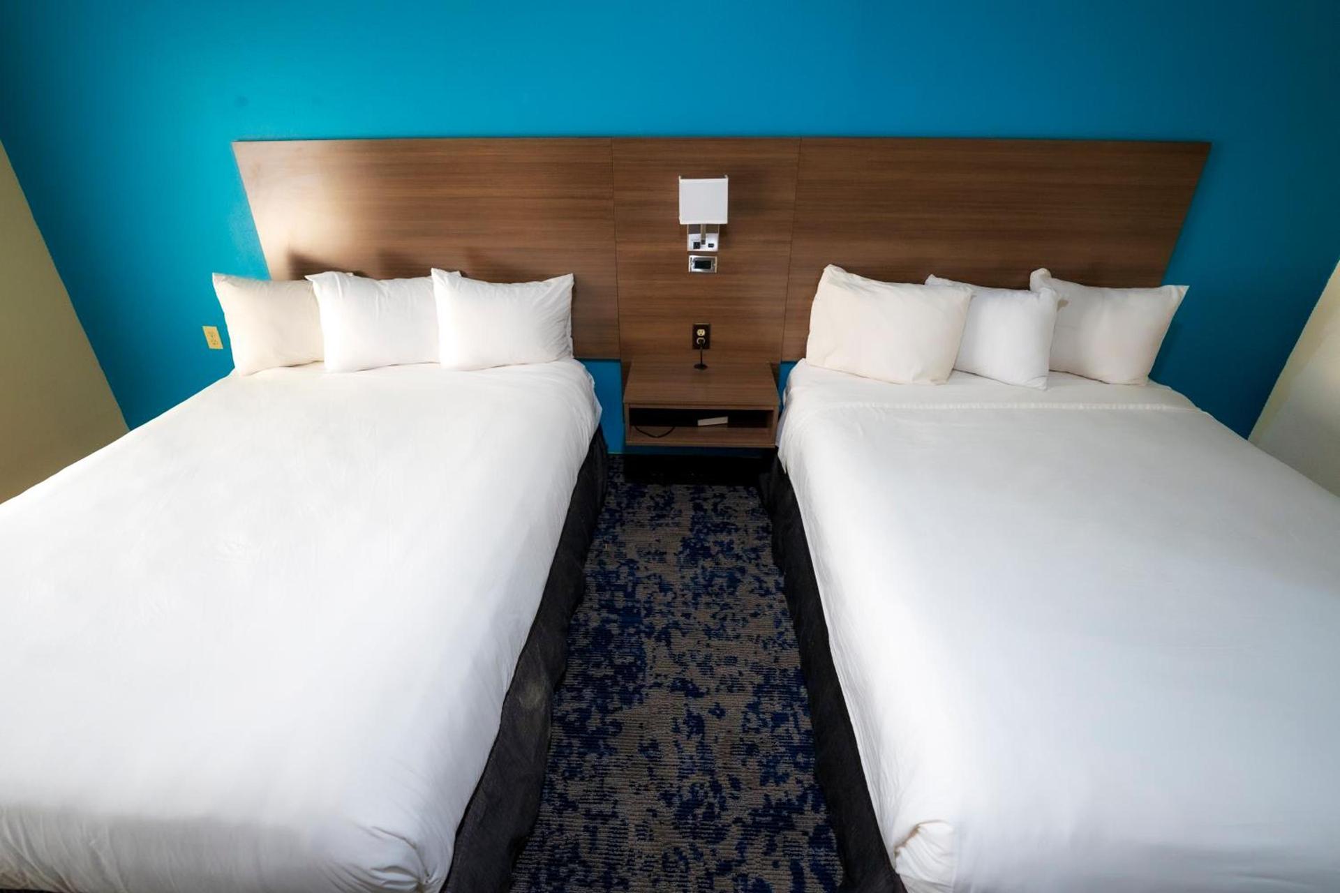 Quality Inn & Suites photo 17