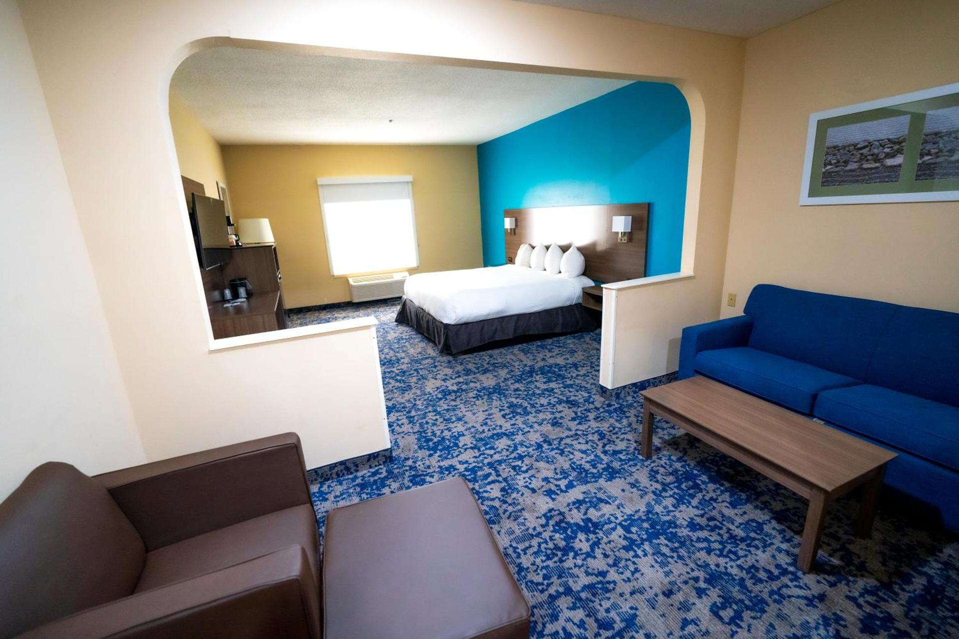 Quality Inn & Suites photo 20