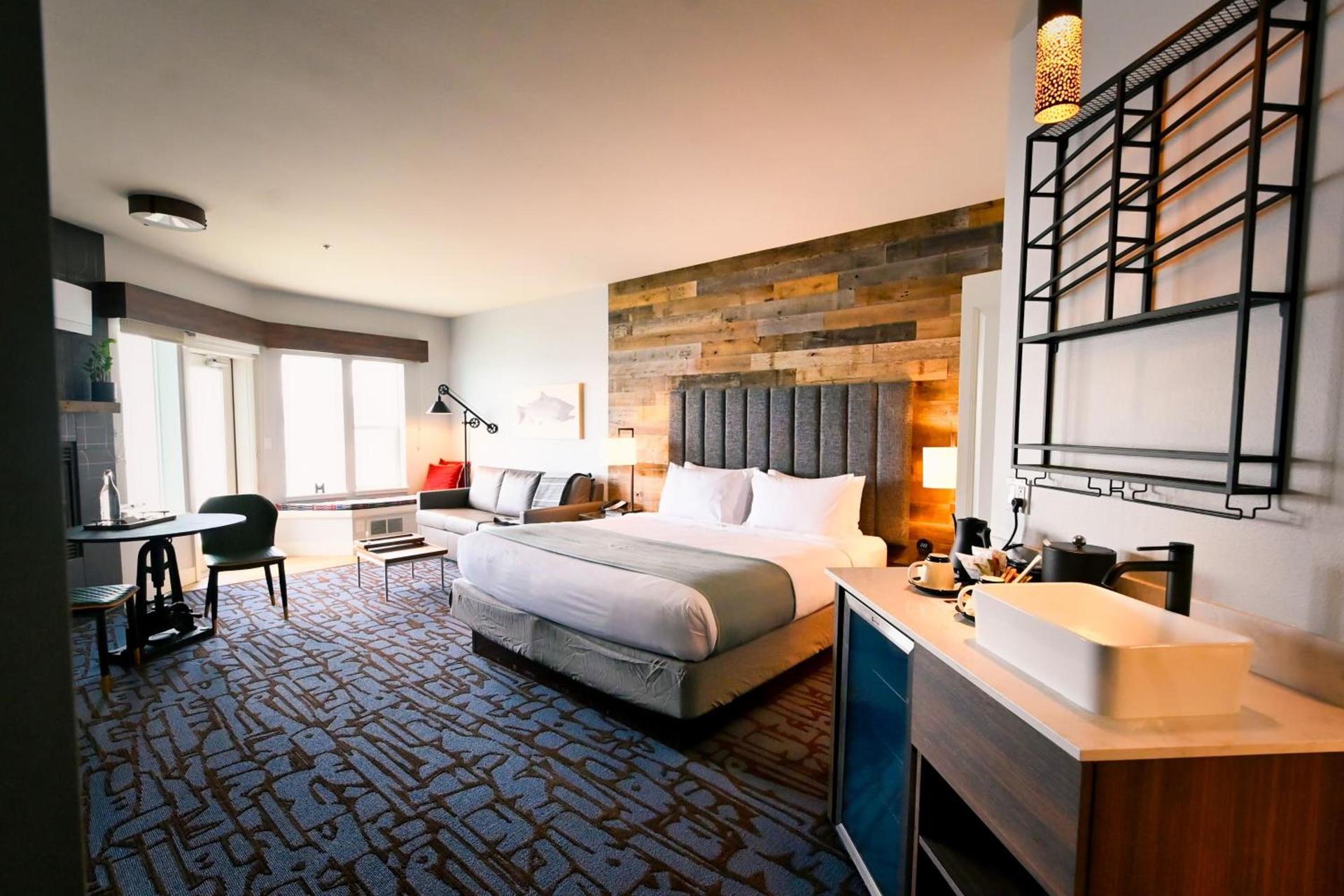 Cannery Pier Hotel & Spa photo 39