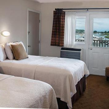 The Hotel at Cape Ann Marina photo 19