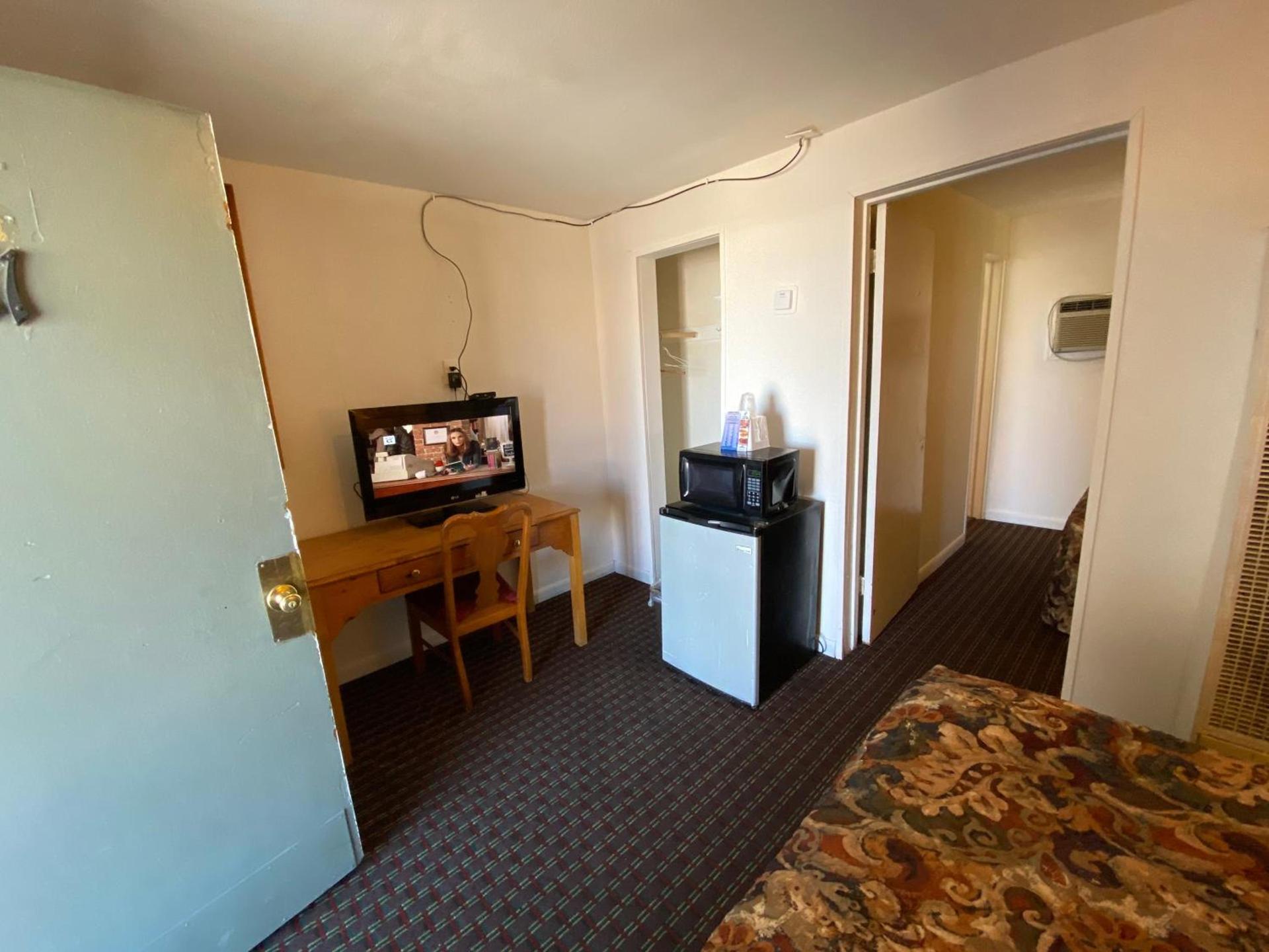 RANGER MOTEL photo 38