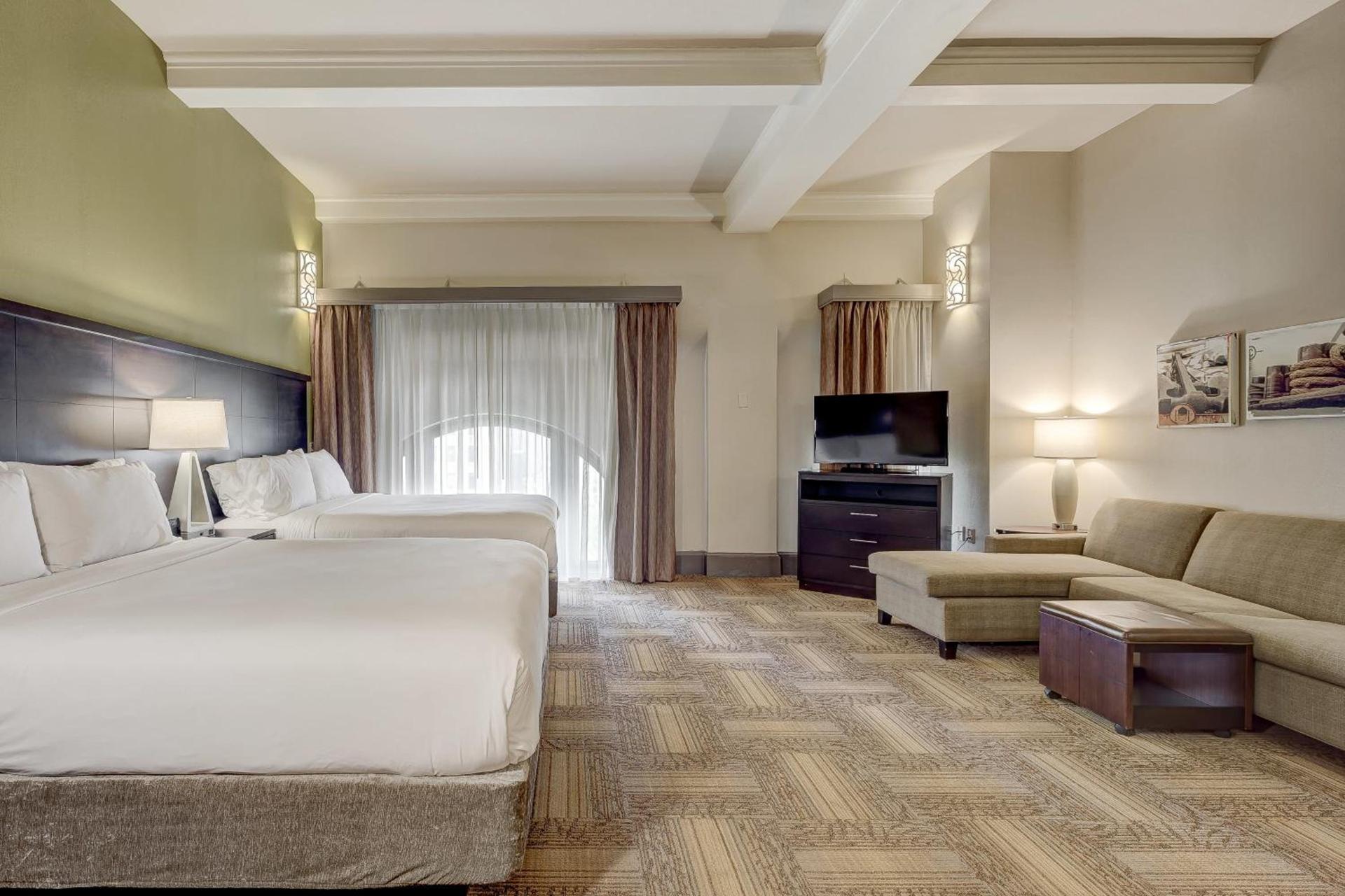 Staybridge Suites Baltimore - Inner Harbor by IHG photo 60