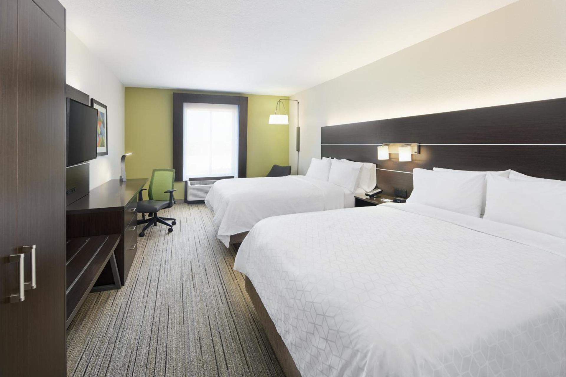 Holiday Inn Express Hotel & Suites Port Richey by IHG photo 36