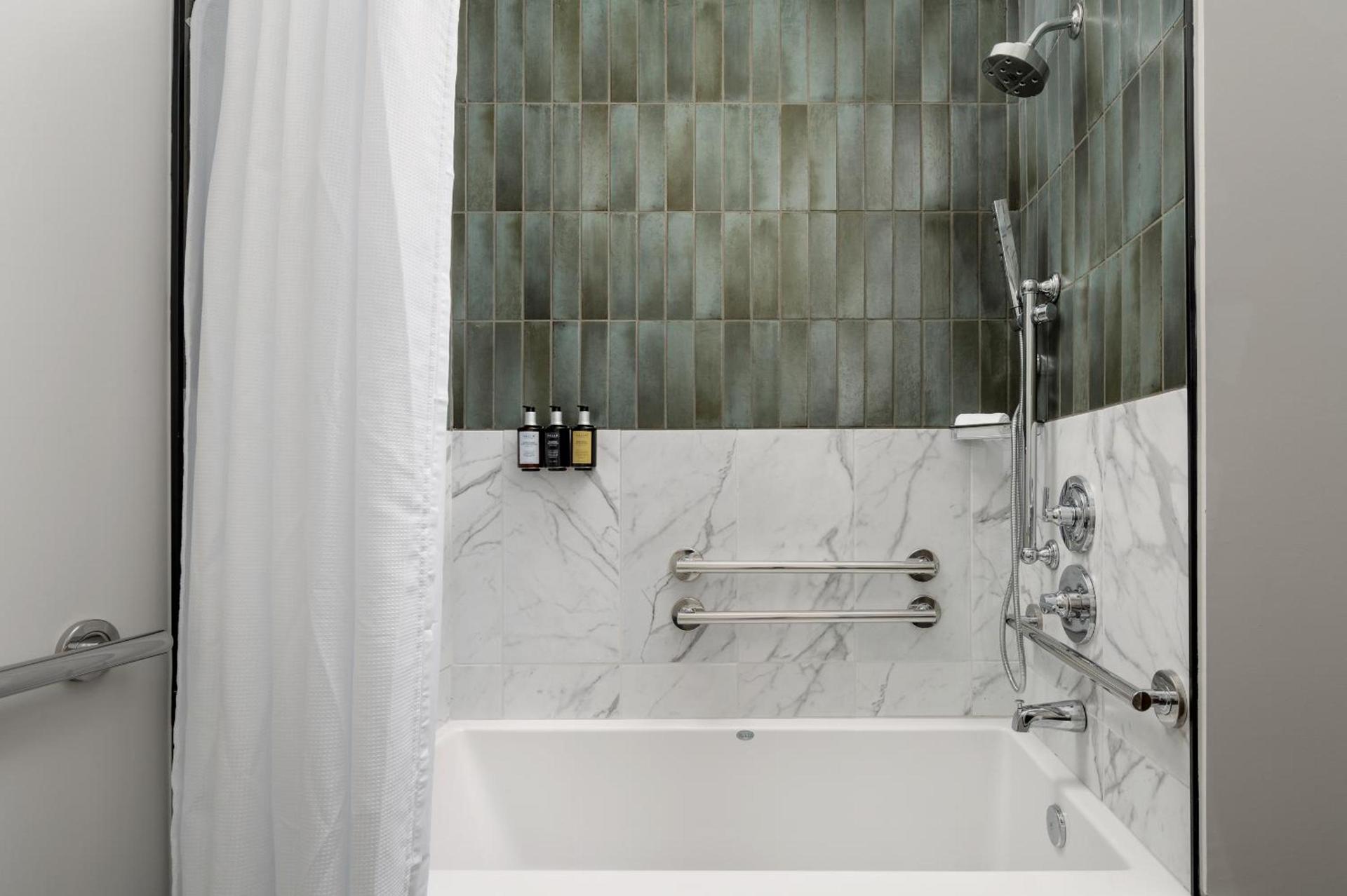 Origin Austin, a Wyndham Hotel photo 43
