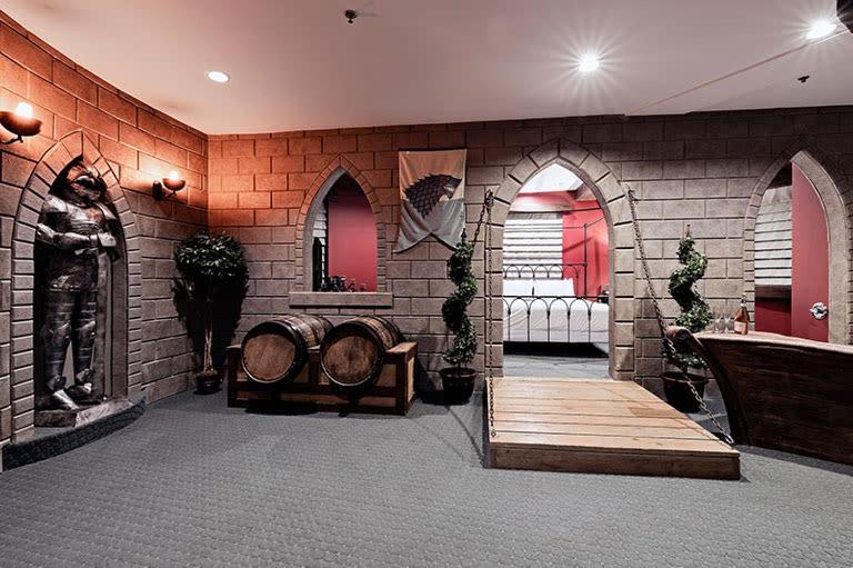 Chateau Avalon photo 2