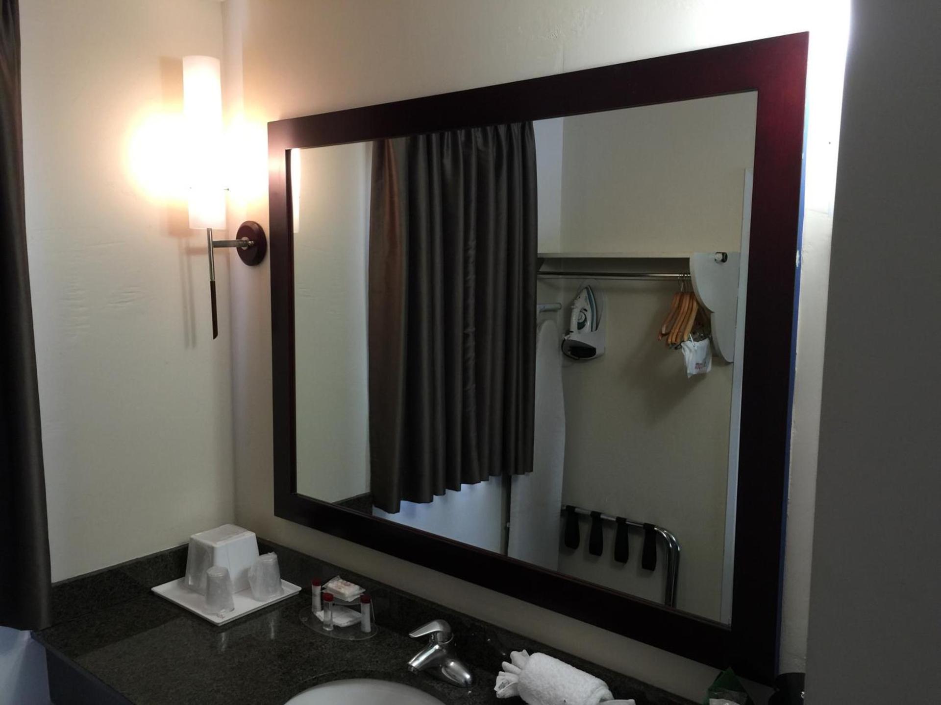 Ramada by Wyndham San Diego Poway Miramar photo 54