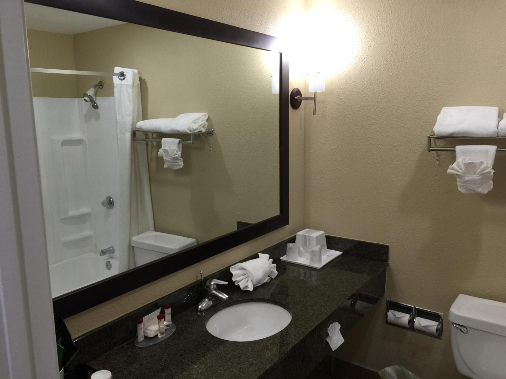 Ramada by Wyndham San Diego Poway Miramar photo 49