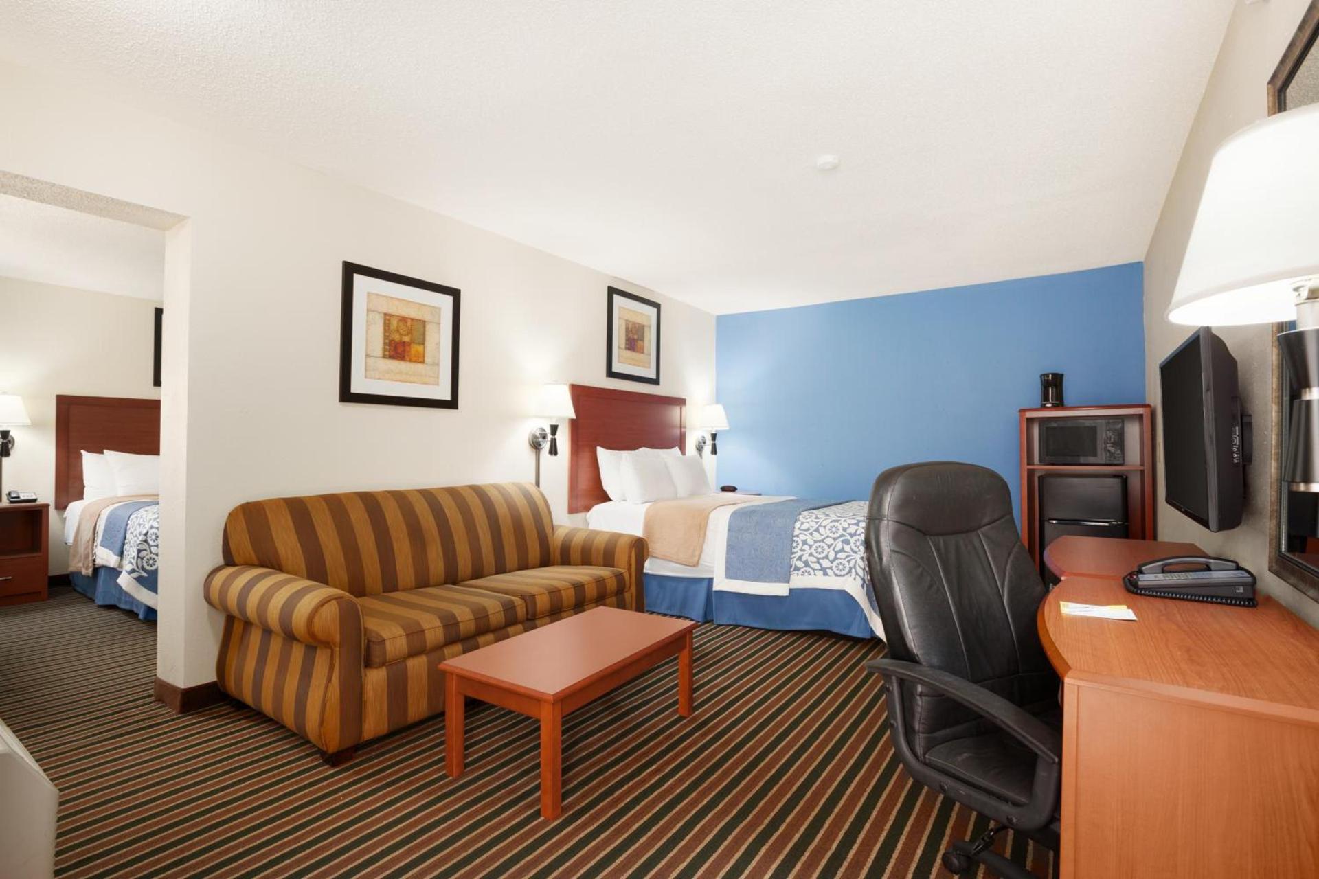 Days Inn by Wyndham Champaign/Urbana photo 11